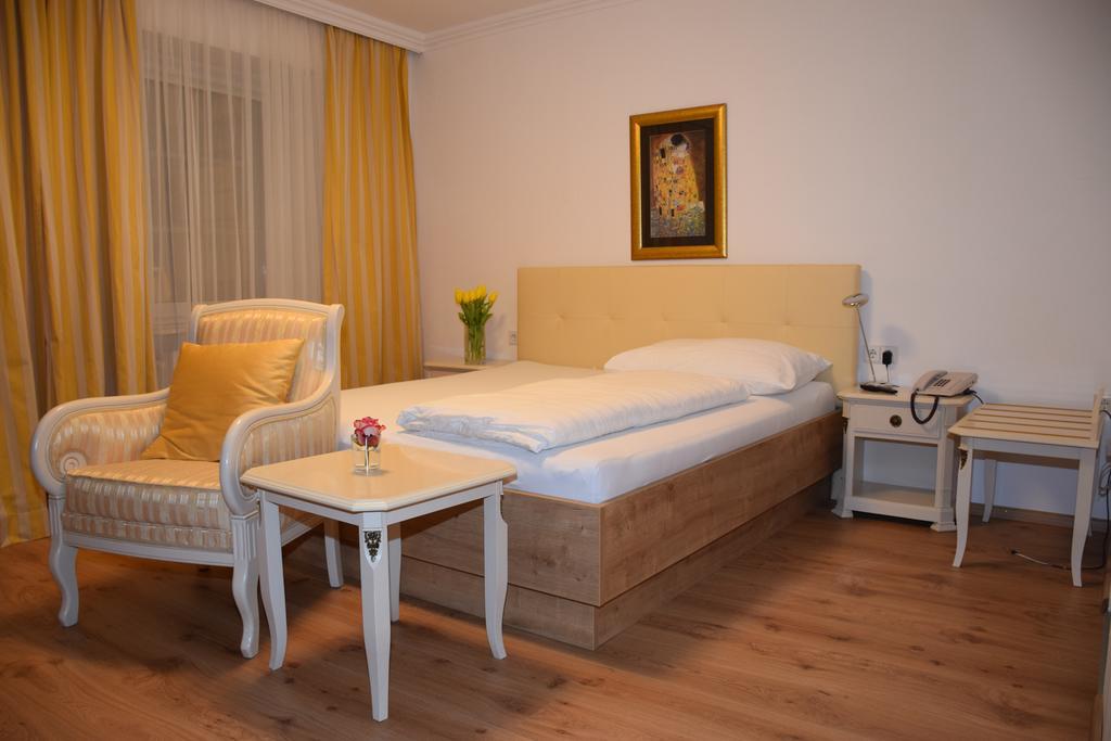 Appartement-hotel Gh Zum Goldenen Schiff Hotel